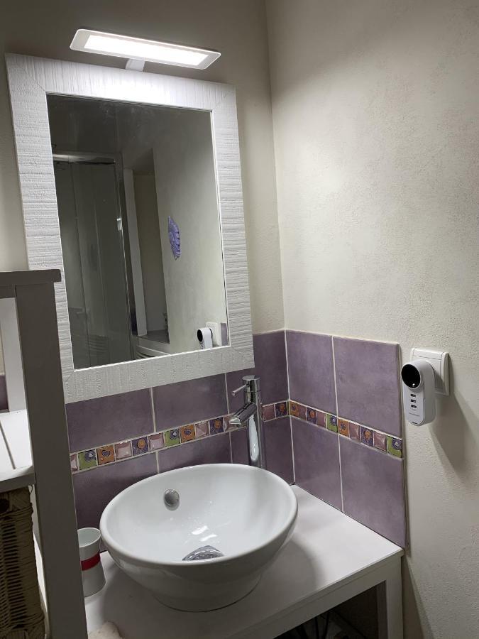 Communay Gablys Chambres Zewnętrze zdjęcie