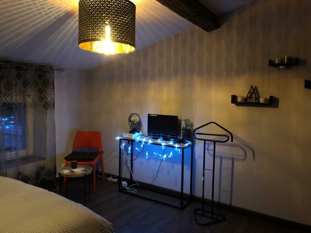 Communay Gablys Chambres Zewnętrze zdjęcie