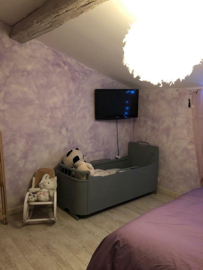 Communay Gablys Chambres Zewnętrze zdjęcie